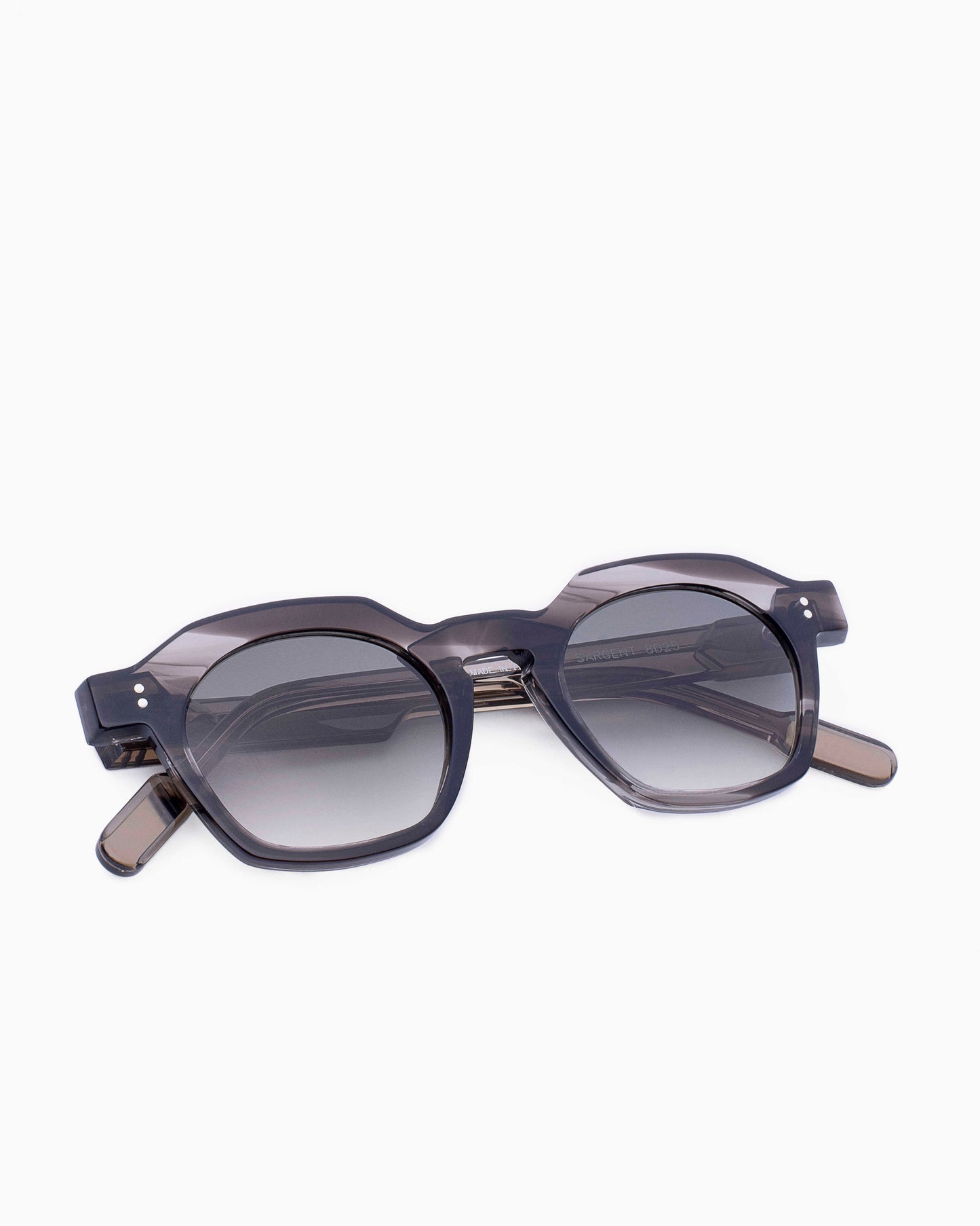 Anne and Valentin - sargent - 8D25 | glasses bar