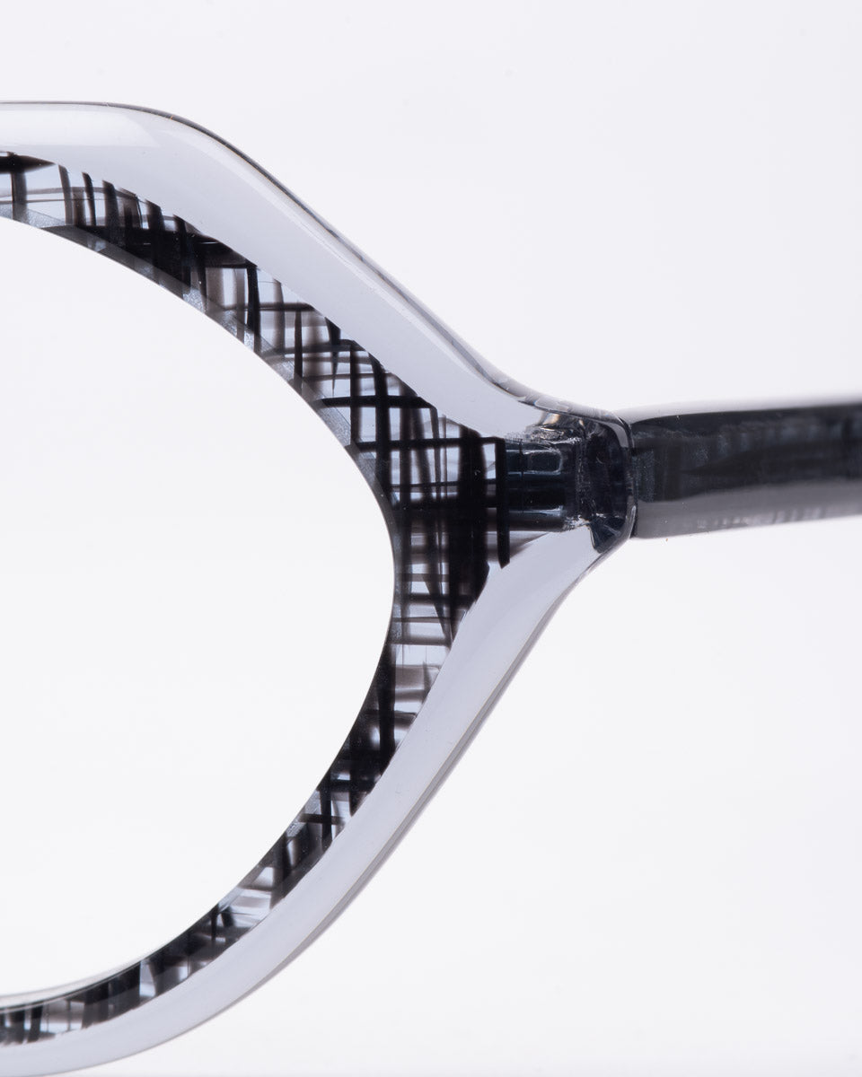 Blake Kuwahara - Curlett - SkyWeave | Bar à lunettes