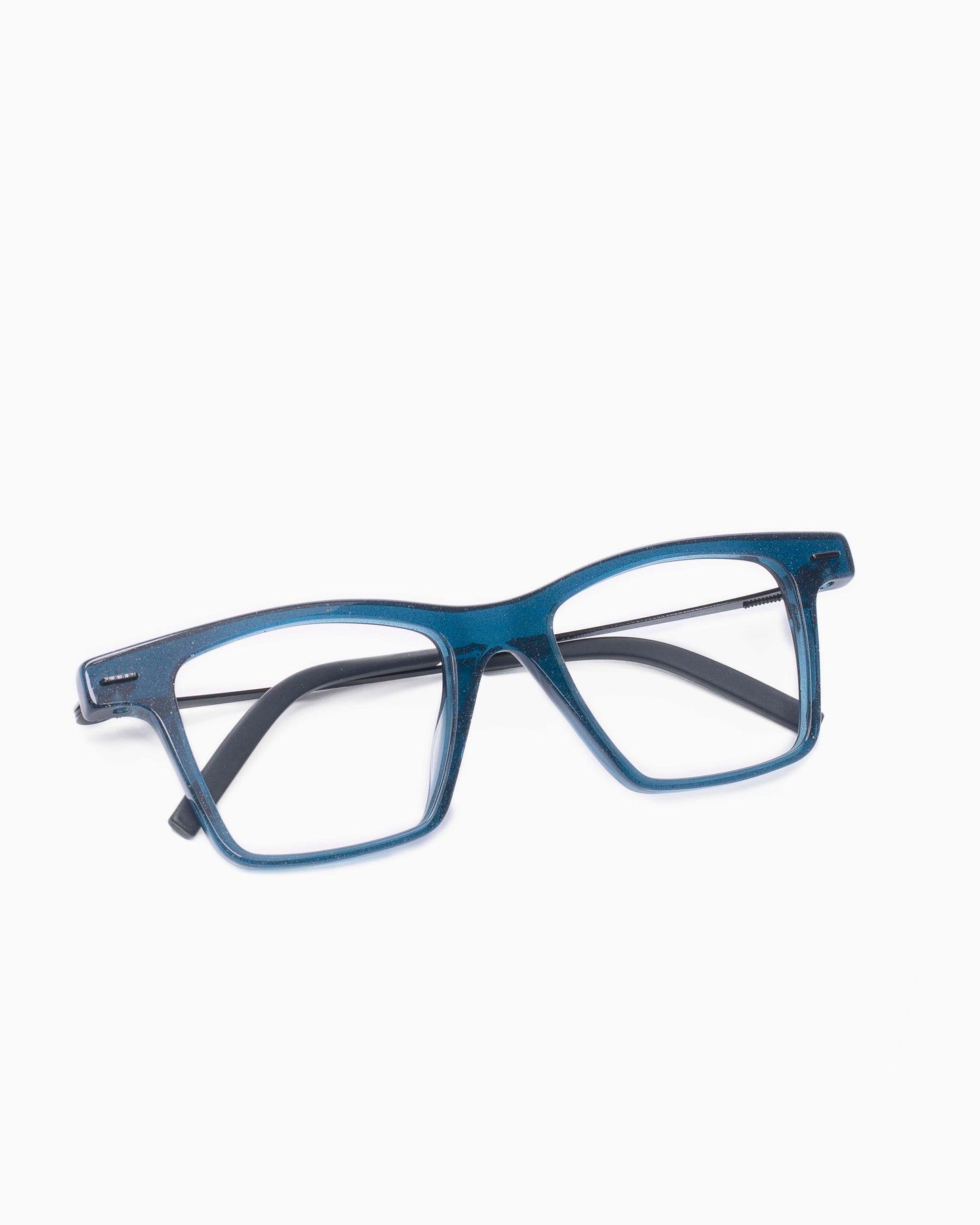 Theo - Peruna - 20 | glasses bar