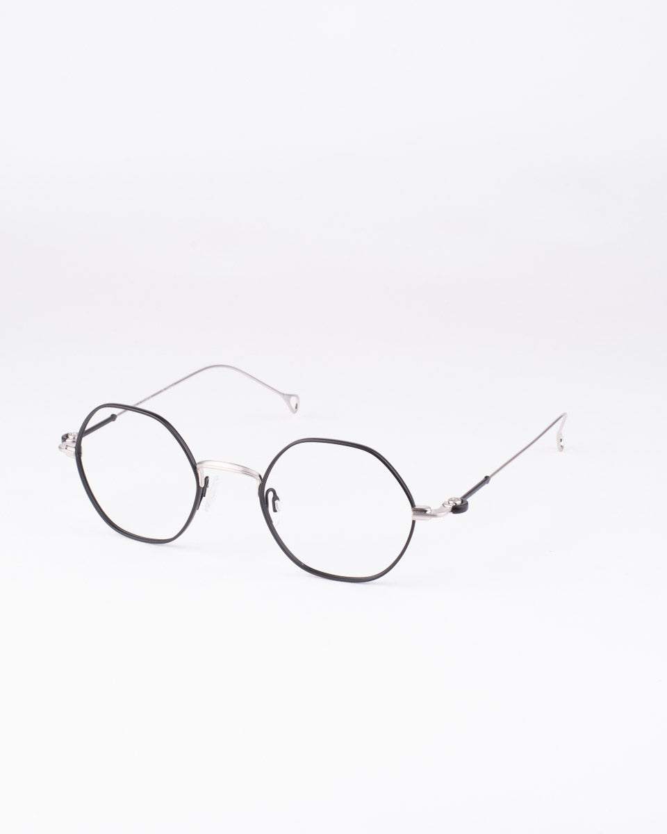 Anne and Valentin - bishop - h01 | glasses bar