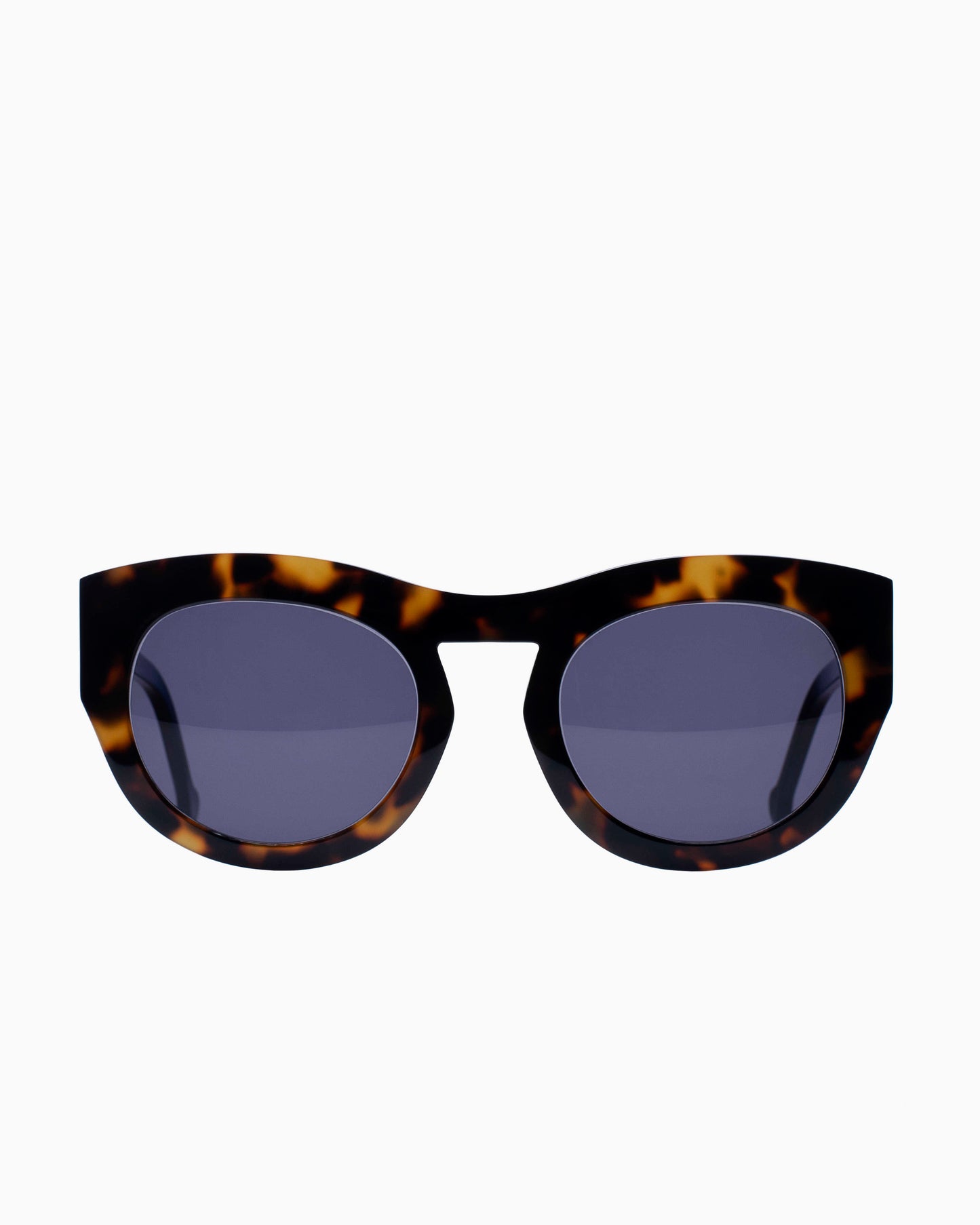 Marie-Sophie Dion - AddamsSun - Tom | glasses bar