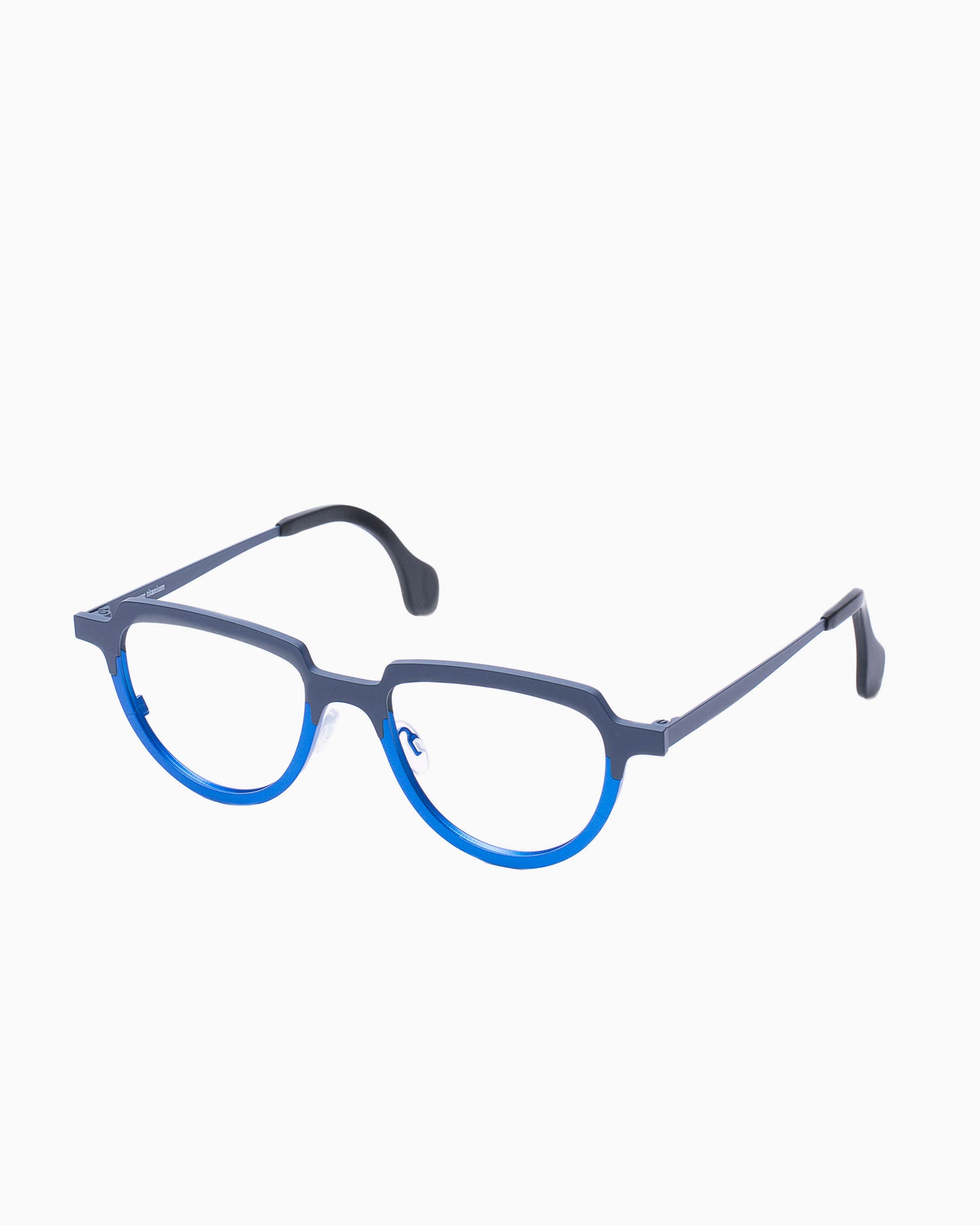 Theo - Mille+52 - 374 | glasses bar