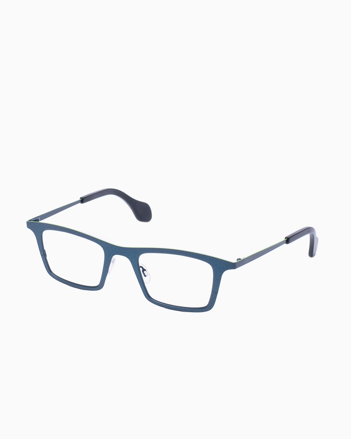 Theo - thousand+23 - 227 | glasses bar