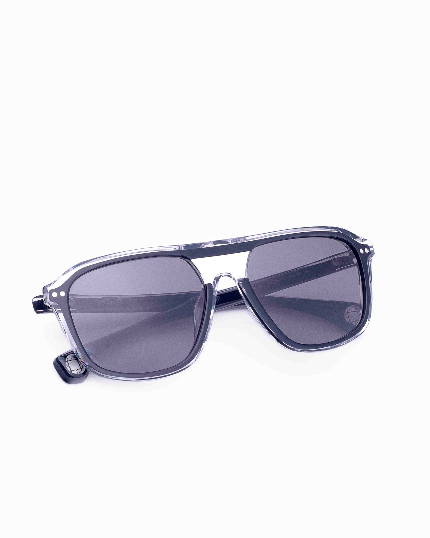 Blake Kuwahara - Burnham - Midnight | glasses bar