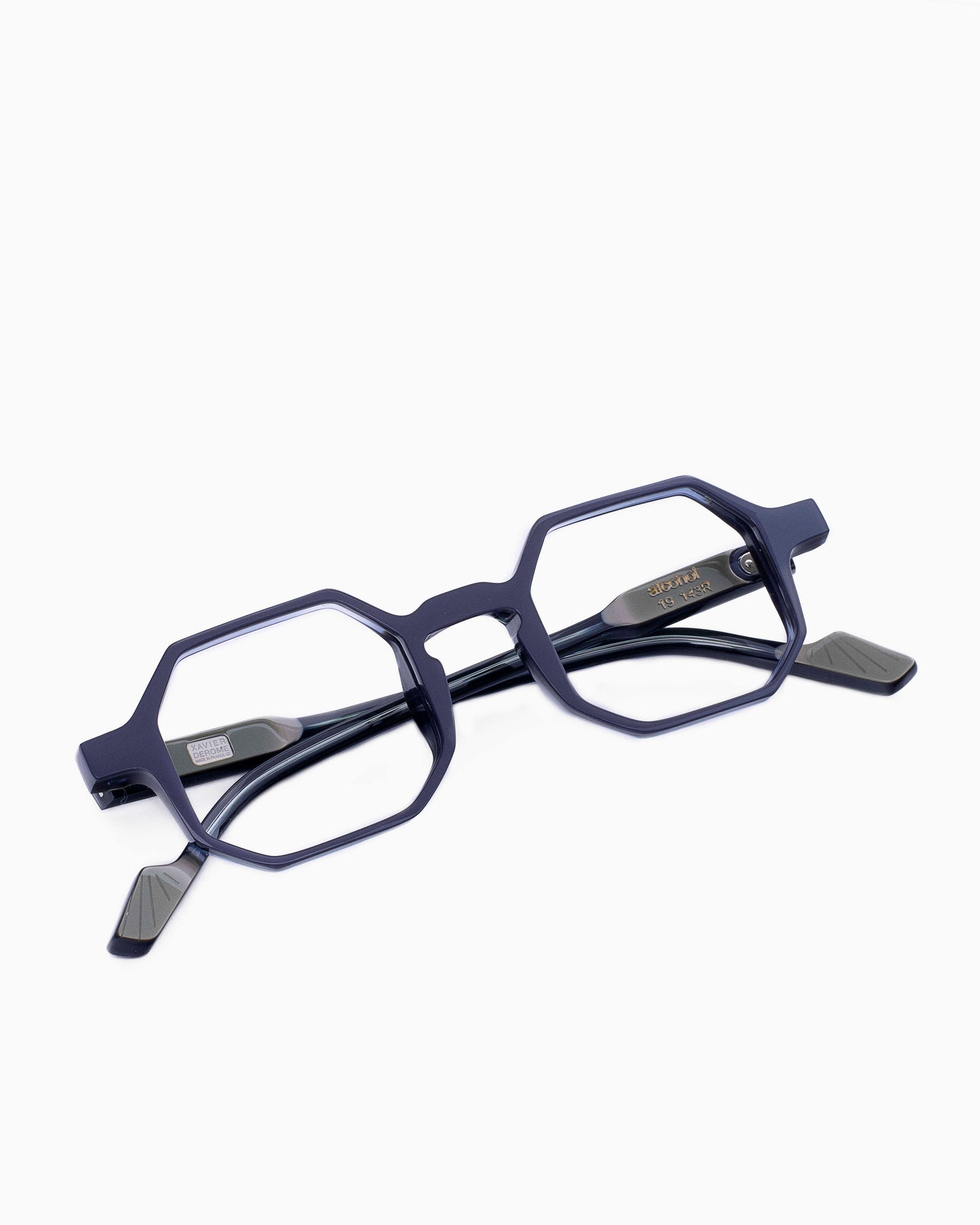 Xavier Derome - alcohol19 - 143R | glasses bar
