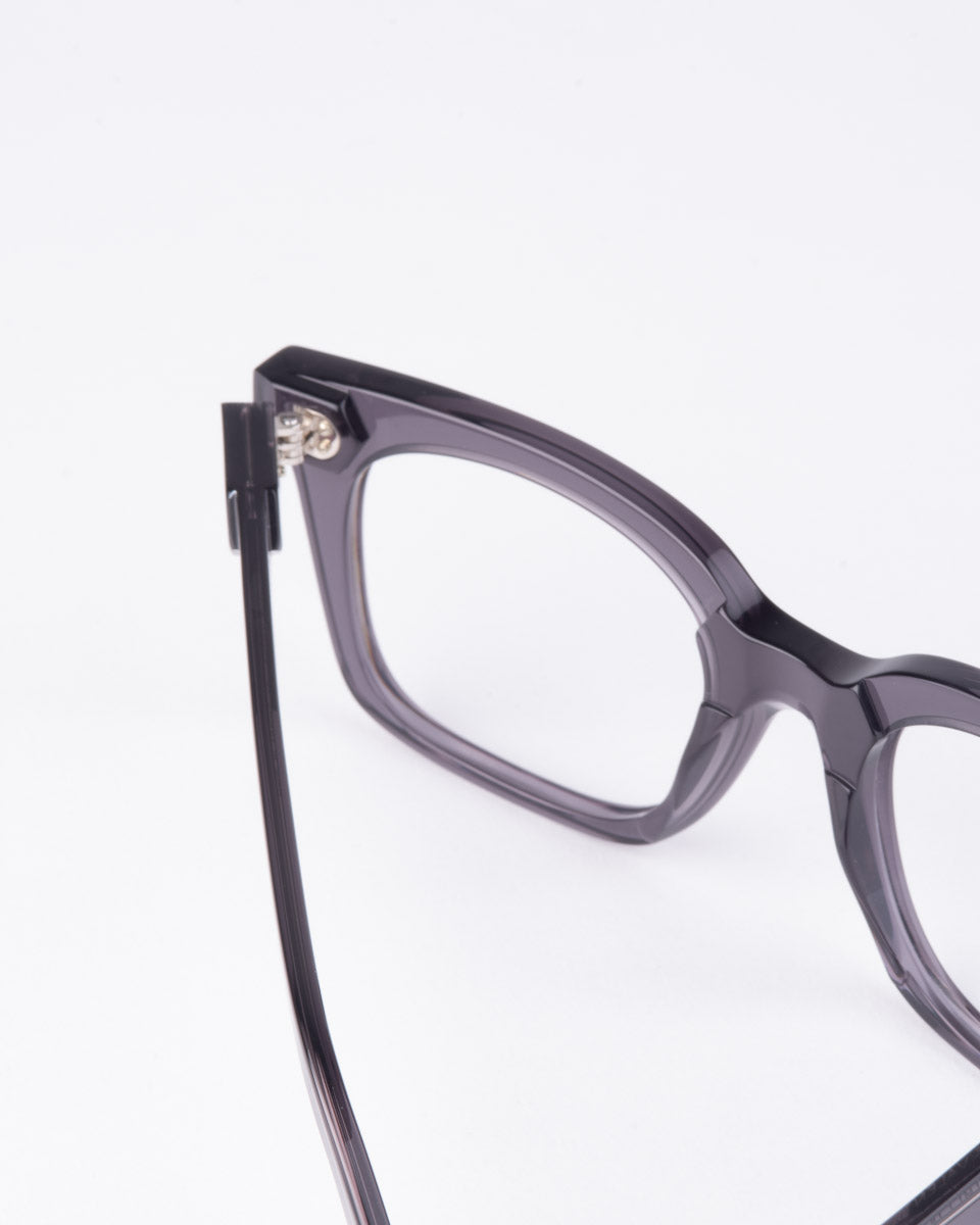 Anne and Valentine - Diddley - 1736 | glasses bar