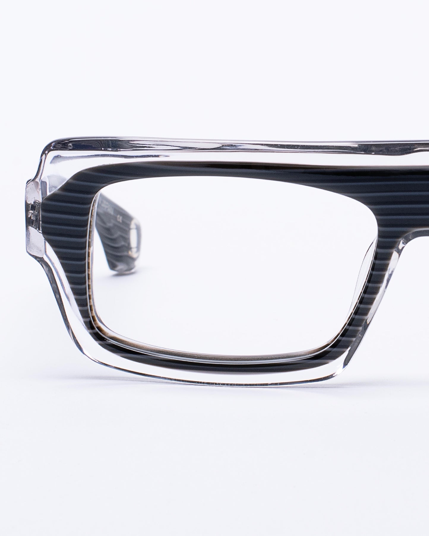 Blake Kuwahara - rohe - Gray | glasses bar