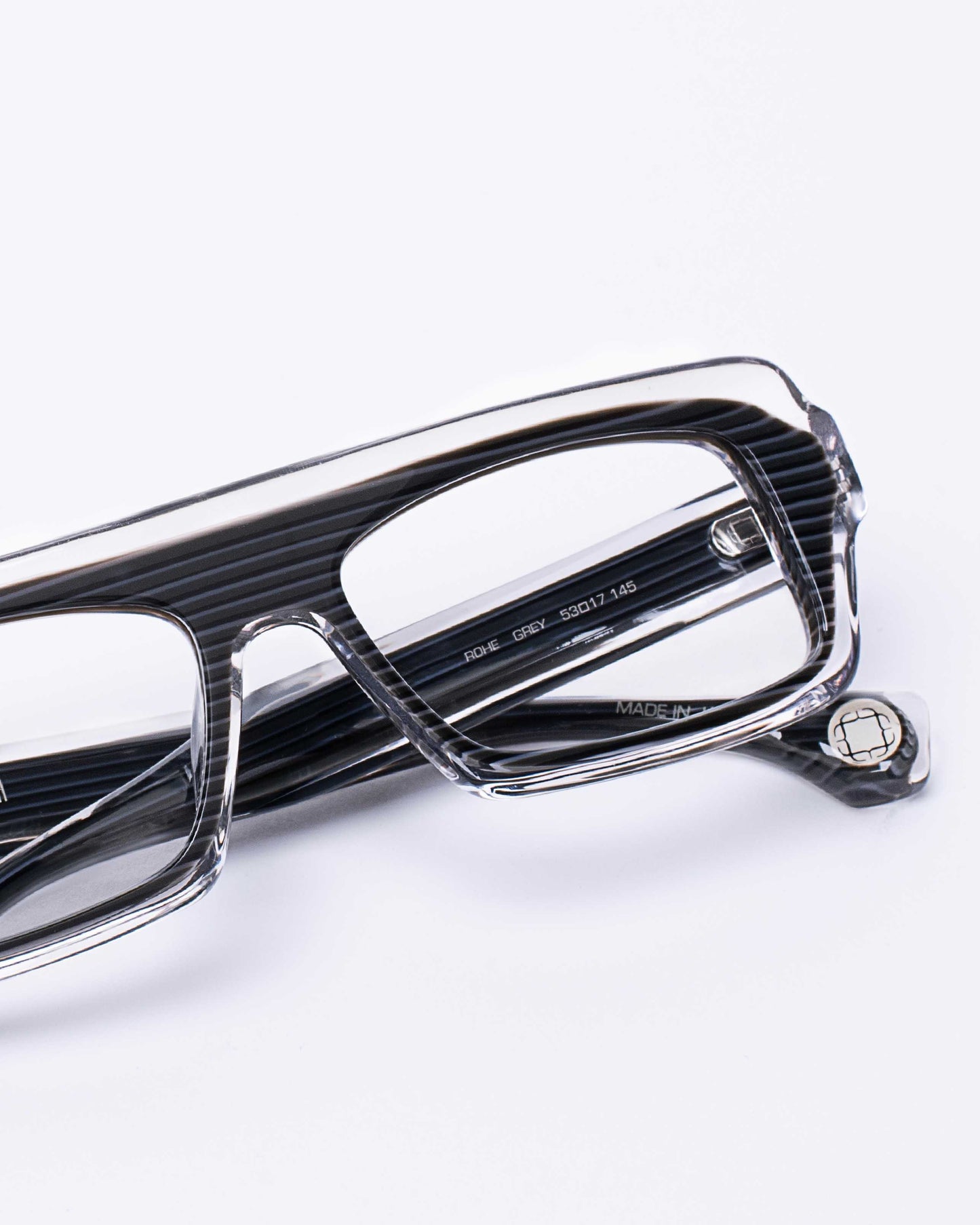 Blake Kuwahara - rohe - Gray | glasses bar