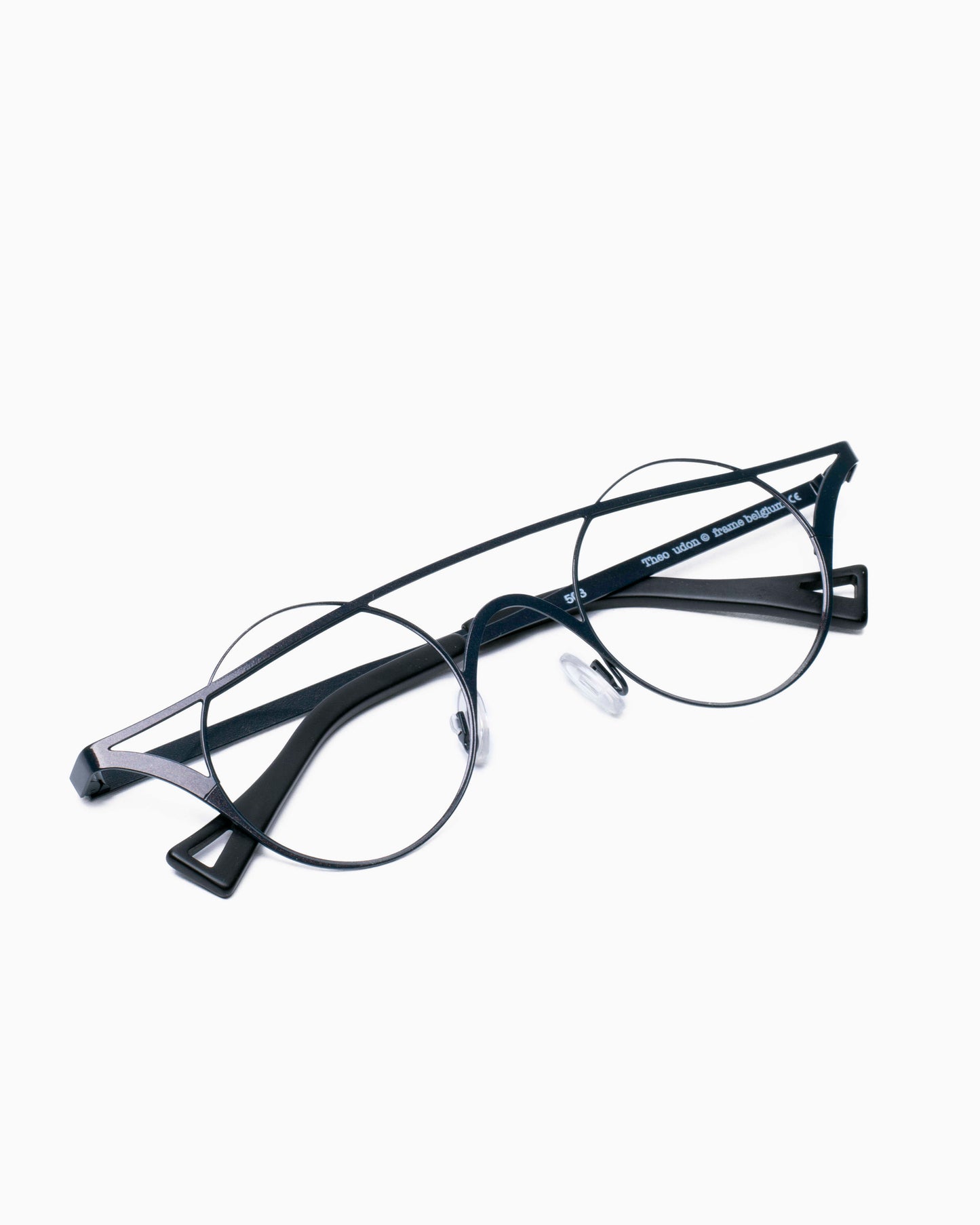 Theo-UDON-503 | glasses bar