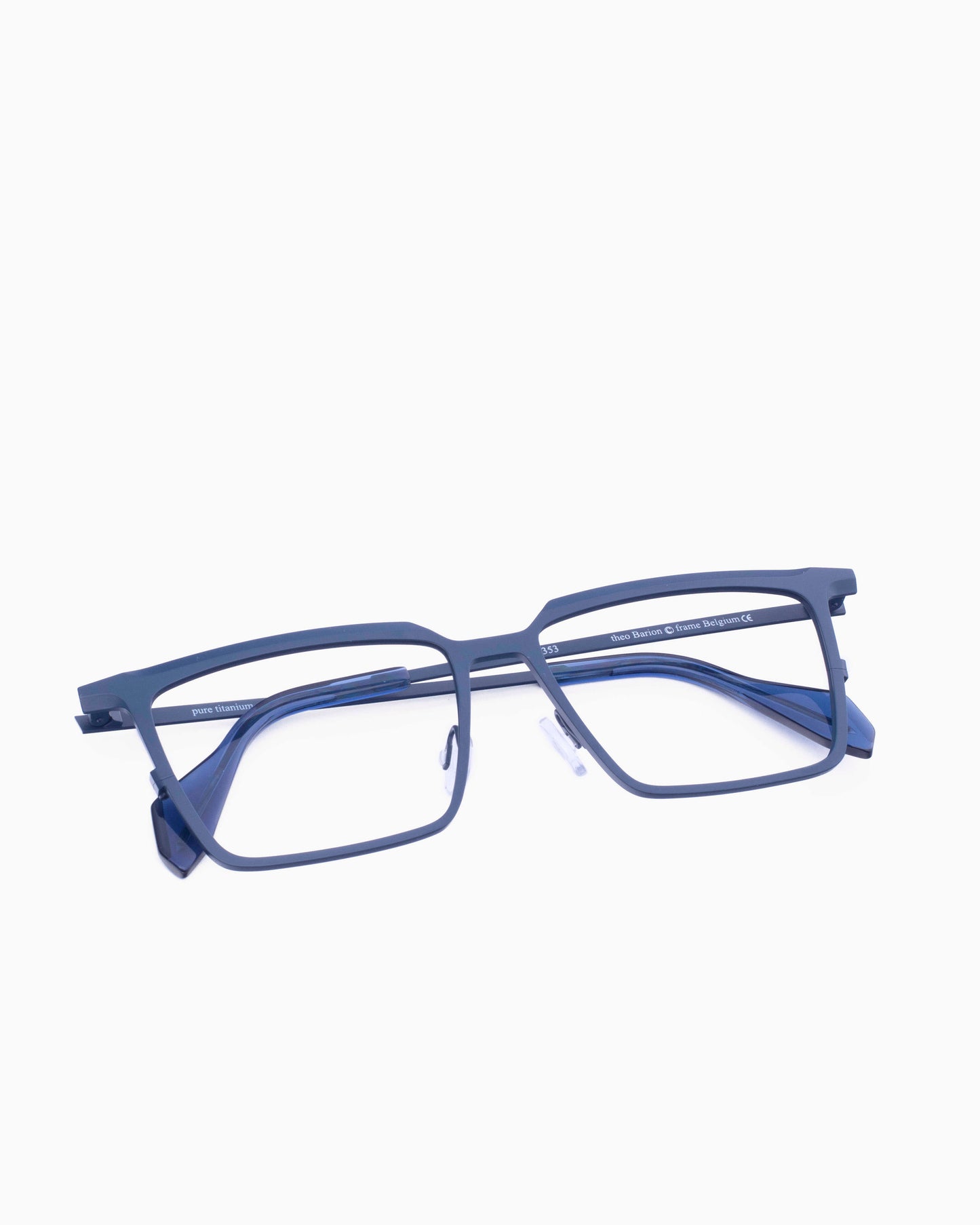 Theo-Barion-353 | glasses bar