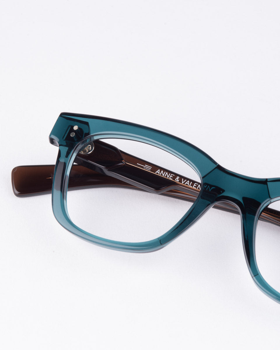 Anne and Valentine - dylan - 8A02 | glasses bar