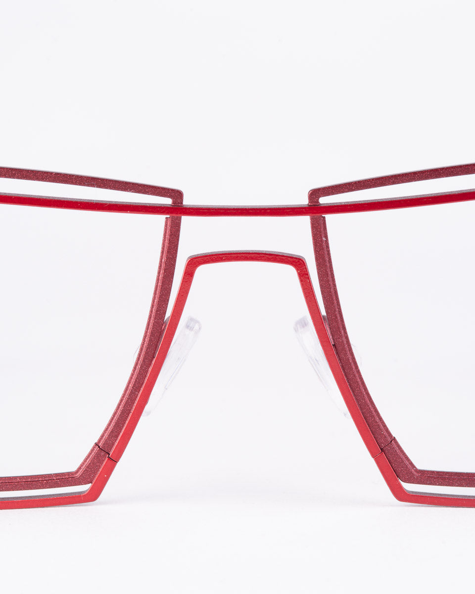 Theo - outline - 311 | glasses bar