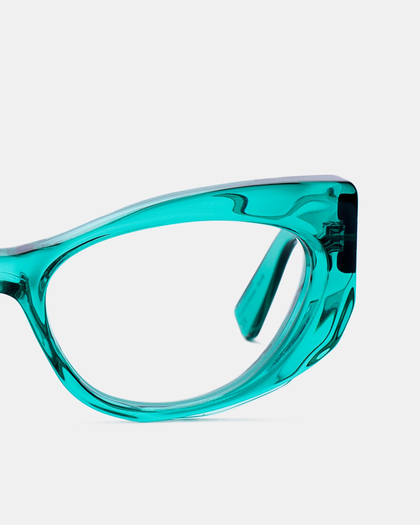 Kirk&Kirk - Esme - C9 | glasses bar