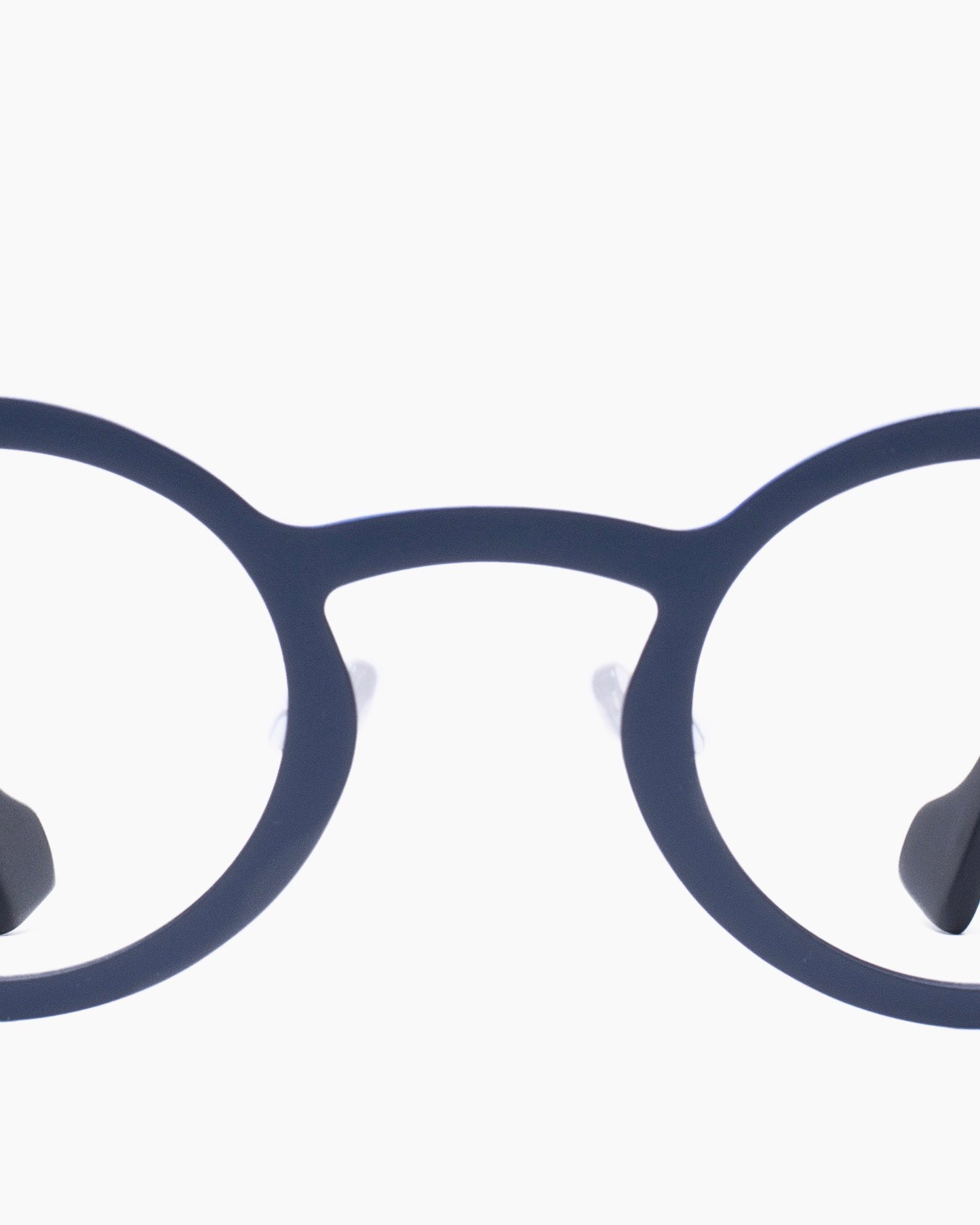 Theo - asia - 374 | glasses bar