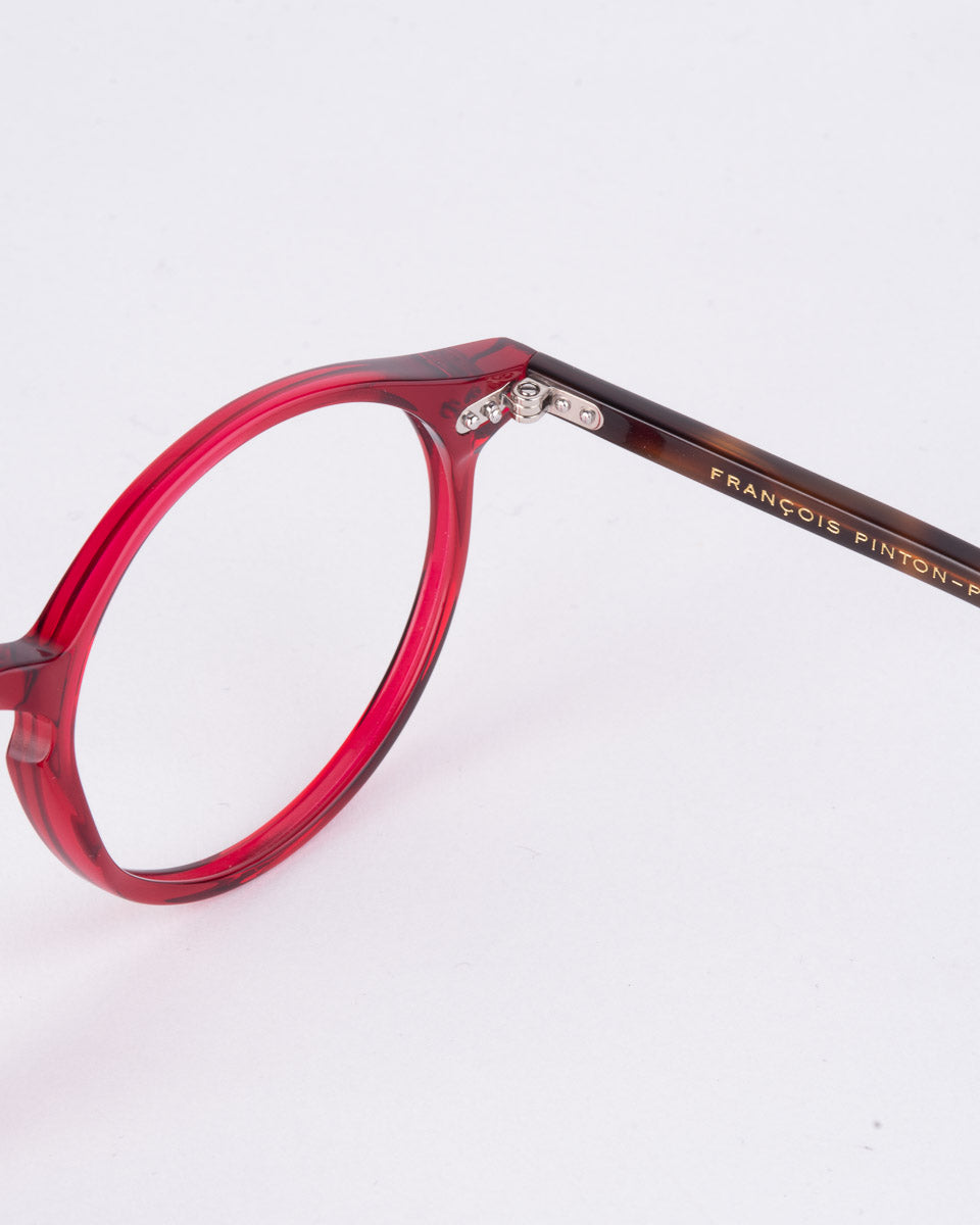 Francois Pinton - Traveller31 - Rz | glasses bar