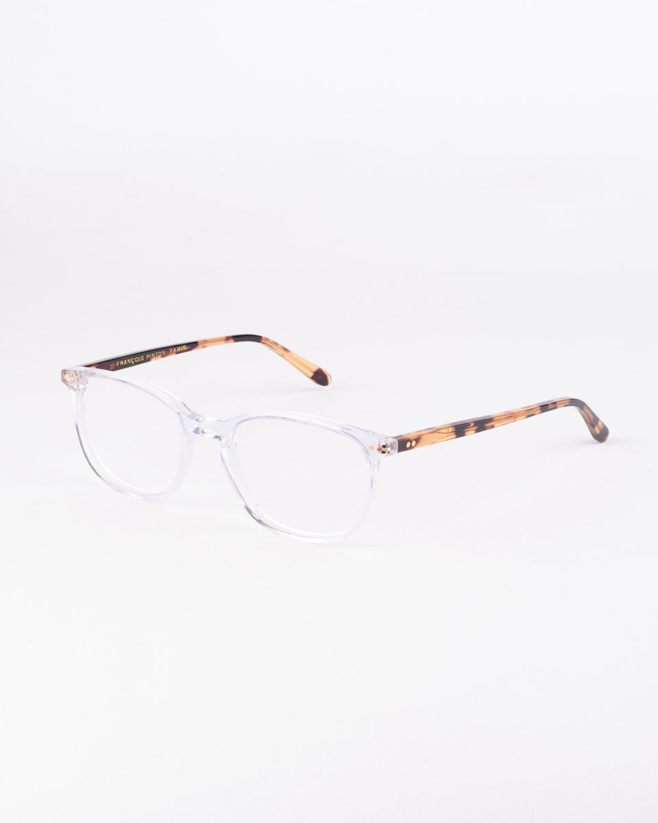 Francois Pinton - Traveller4 - Cz | glasses bar