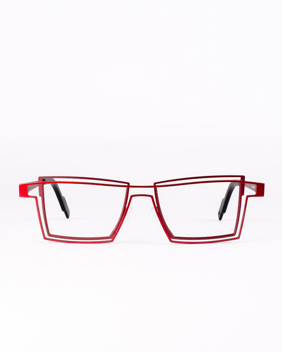 Theo - outline - 311 | glasses bar