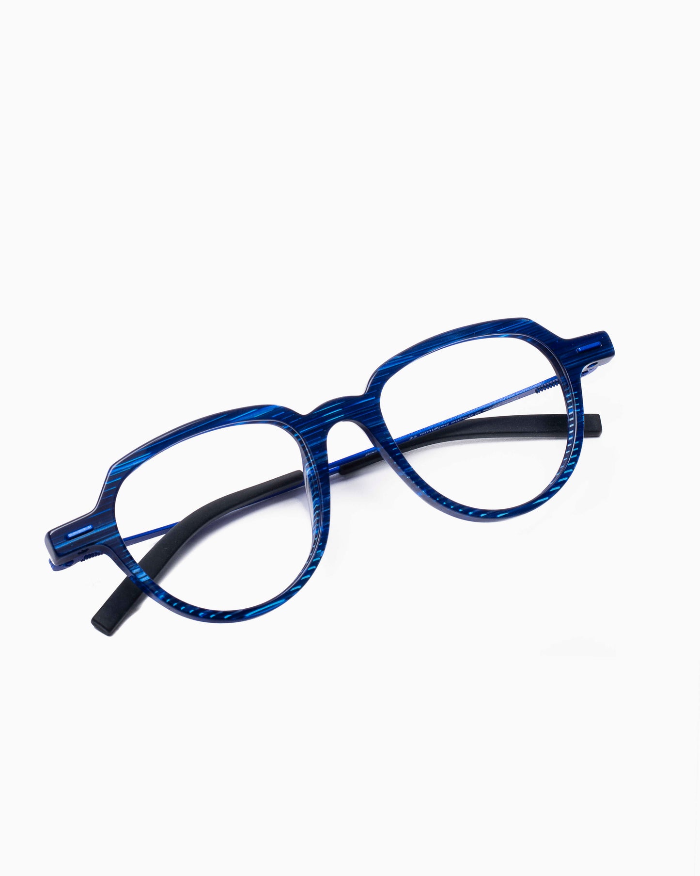 Theo-pyra-9 | glasses bar