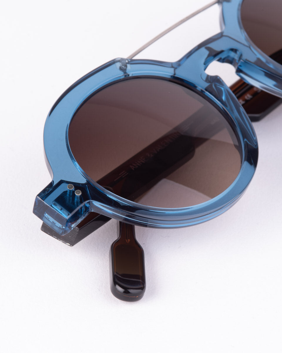 Anne and Valentin - SCORSESE - 1802 | glasses bar