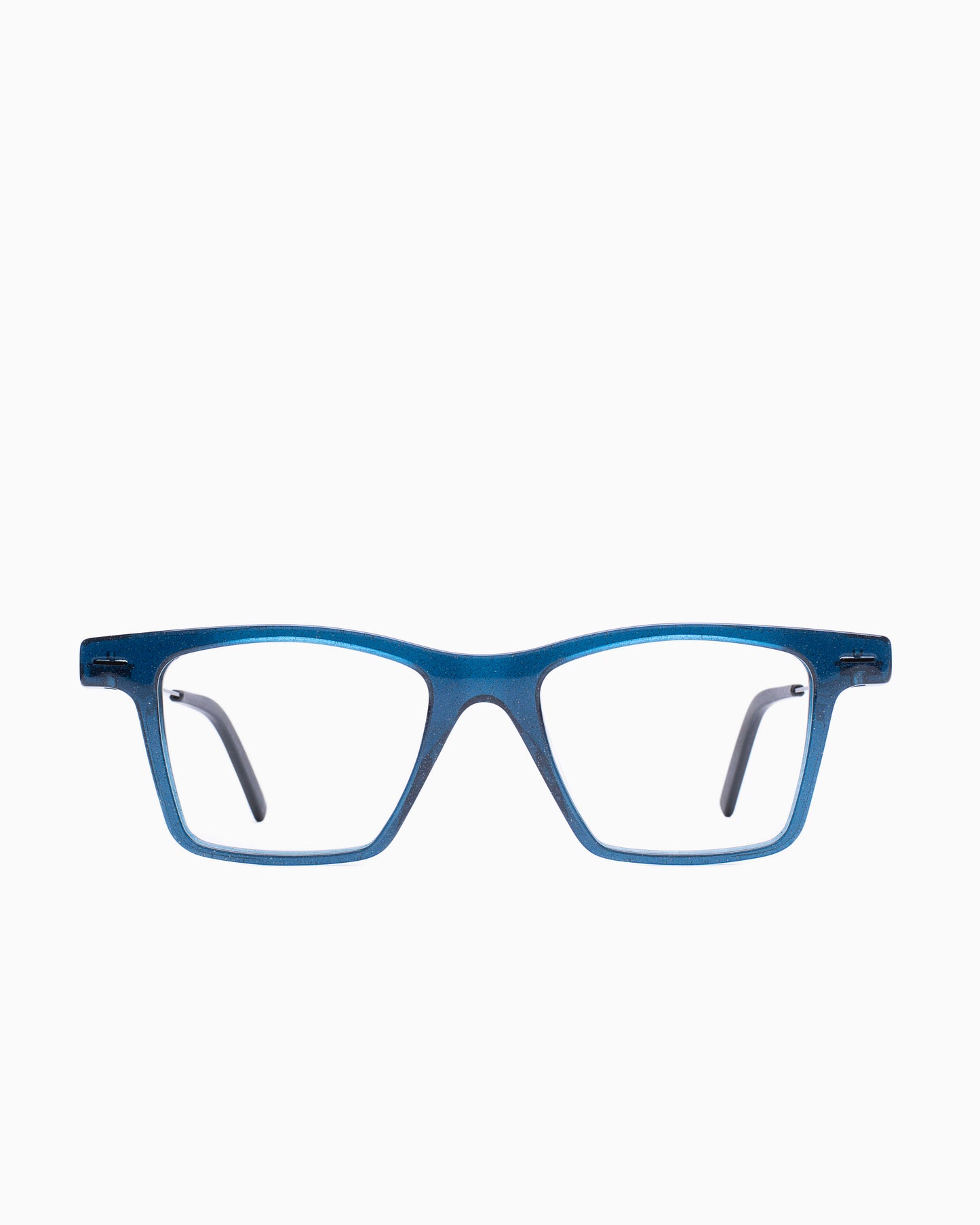 Theo - Peruna - 20 | glasses bar