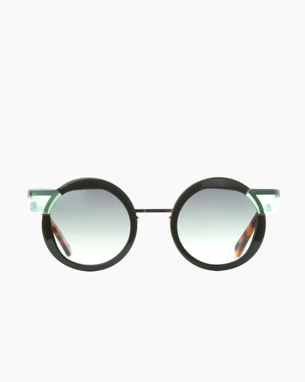 green metal round  sunglassesby Gamine model VoussoirSödermalm S, front view, lunettes de vue rond couleur vert