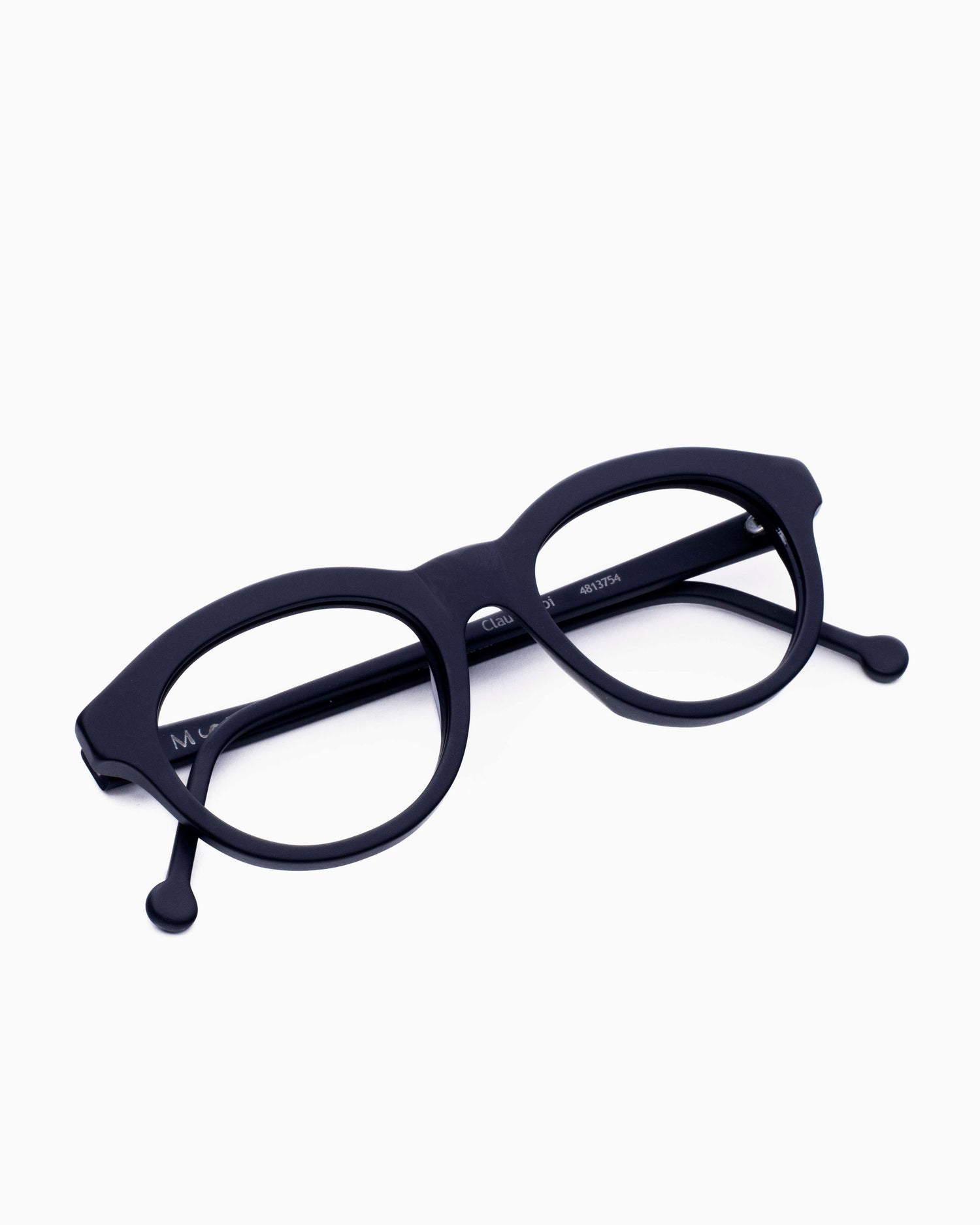 Marie-Sophie Dion - Claus - Noi | glasses bar:  Marie-Sophie Dion