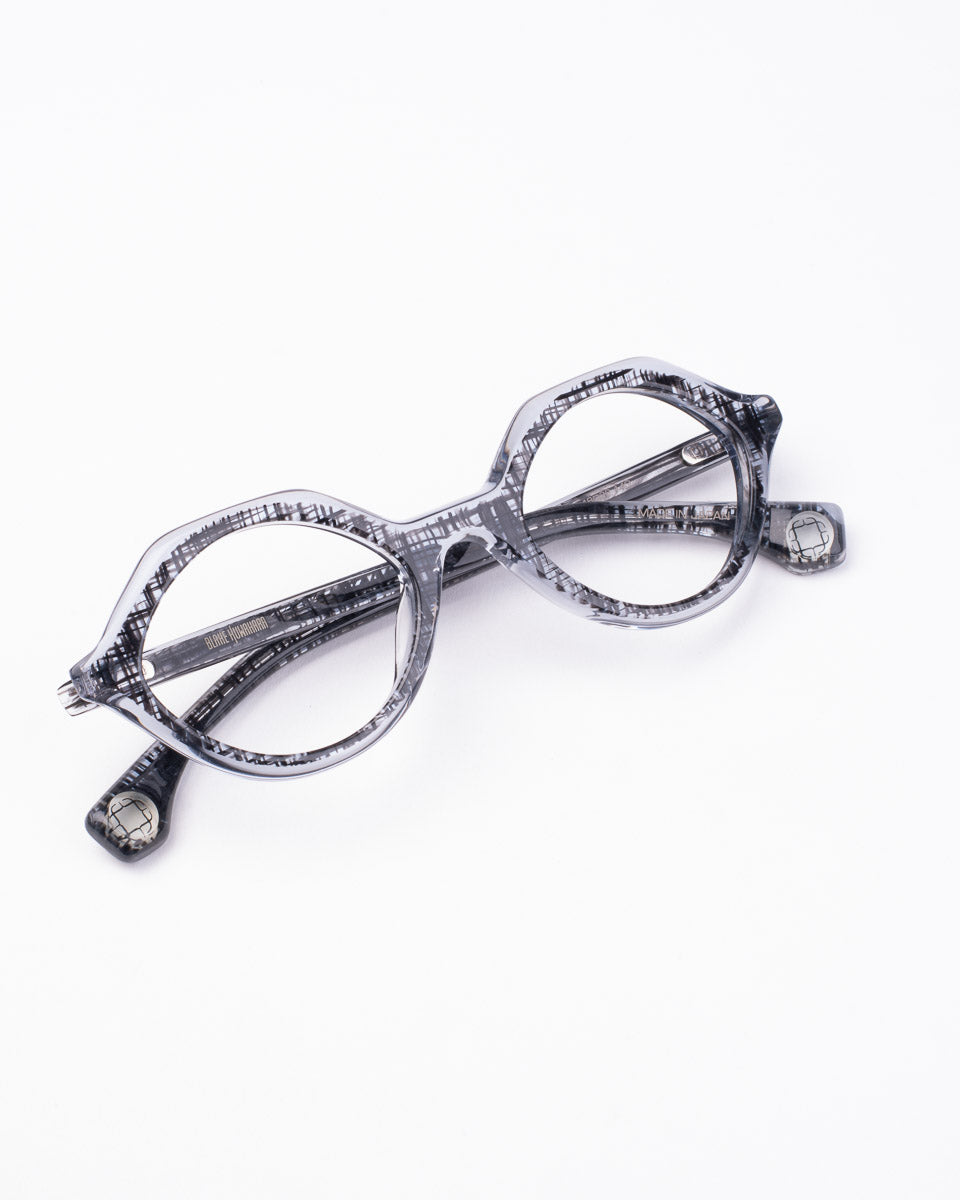 grey plastic oval eyeglasses by Blake Kuwahara model Curlett, front view, lunettes de vue Gris 