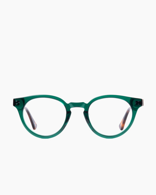 Evolve - Stills - 243 | Bar à lunettes