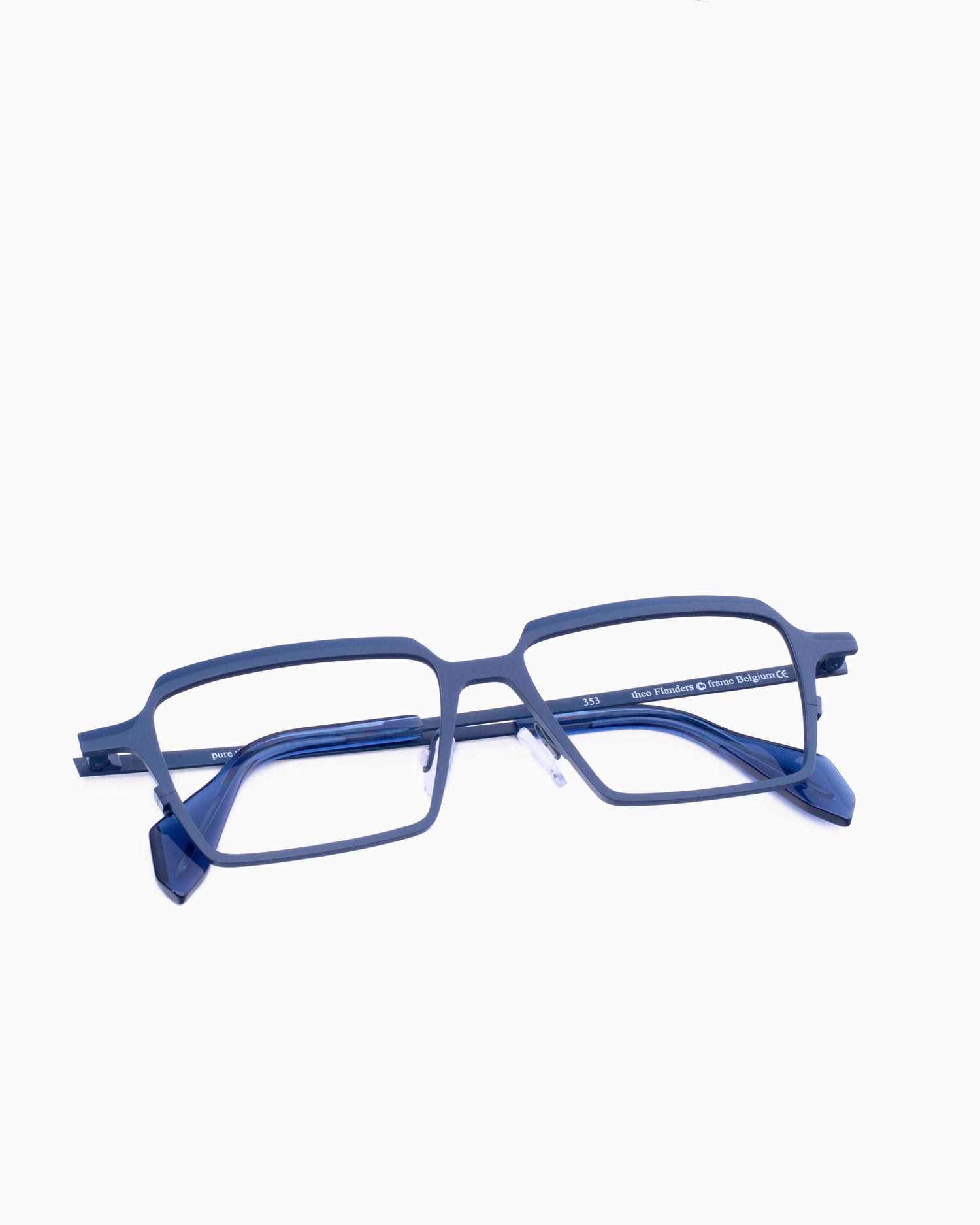 Theo - Flanders - 353 | glasses bar:  Marie-Sophie Dion