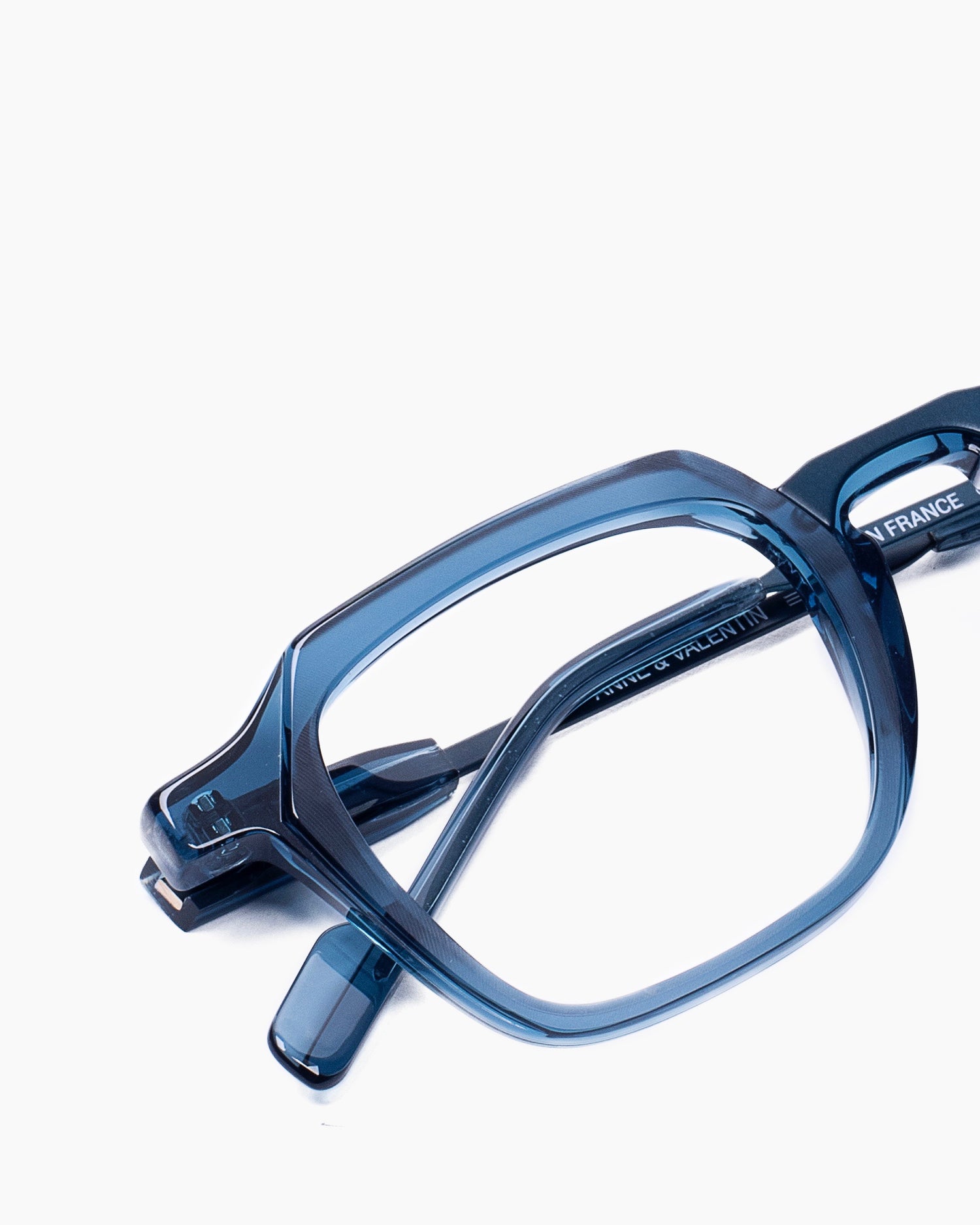 blue plastic rectangle eyeglasses by Anne et Valentin model Henri, front view, lunettes de vue rectangle couleur Bleu