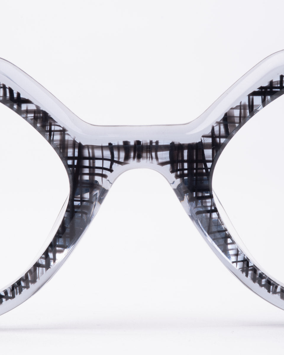 grey plastic oval eyeglasses by Blake Kuwahara model Curlett, front view, lunettes de vue Gris 