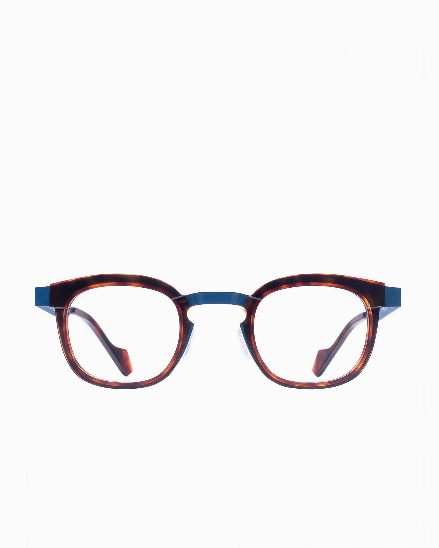 Anne and Valentin - Owen - 9C13 | glasses bar