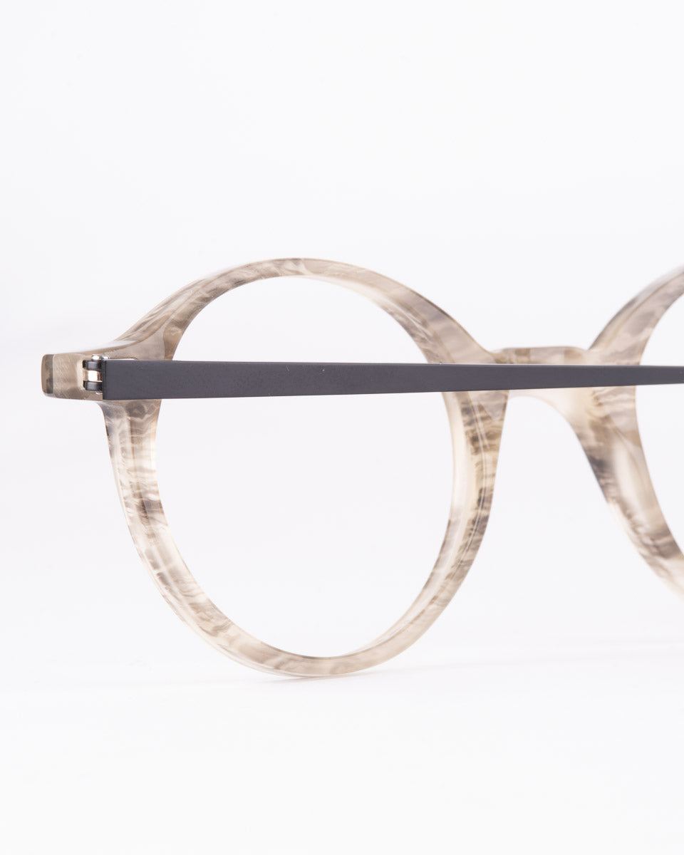 Francois Pinton - Sharp15 - Li | glasses bar:  Marie-Sophie Dion