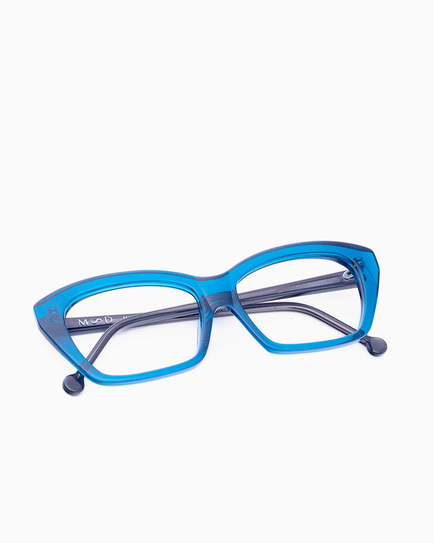 Marie-Sophie Dion - Pageau - Cur | glasses bar