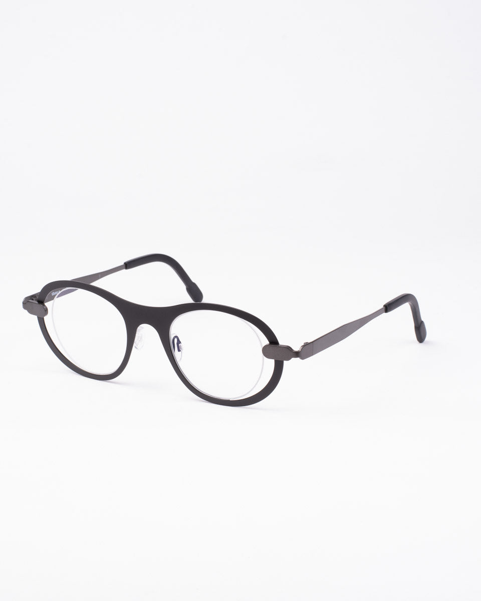 Theo-Macron-258 | glasses bar:  Marie-Sophie Dion