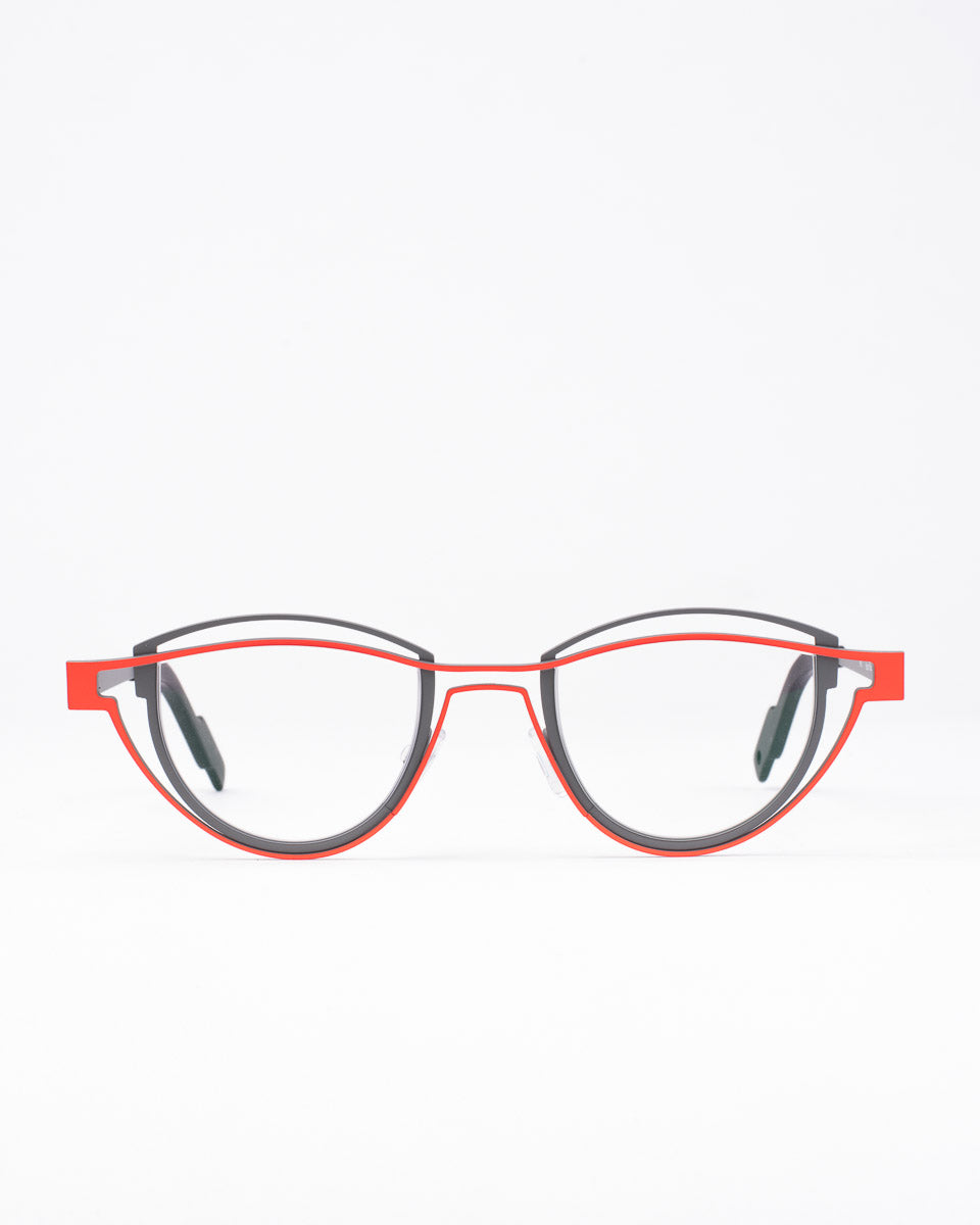 Theo-shape-451 | glasses bar