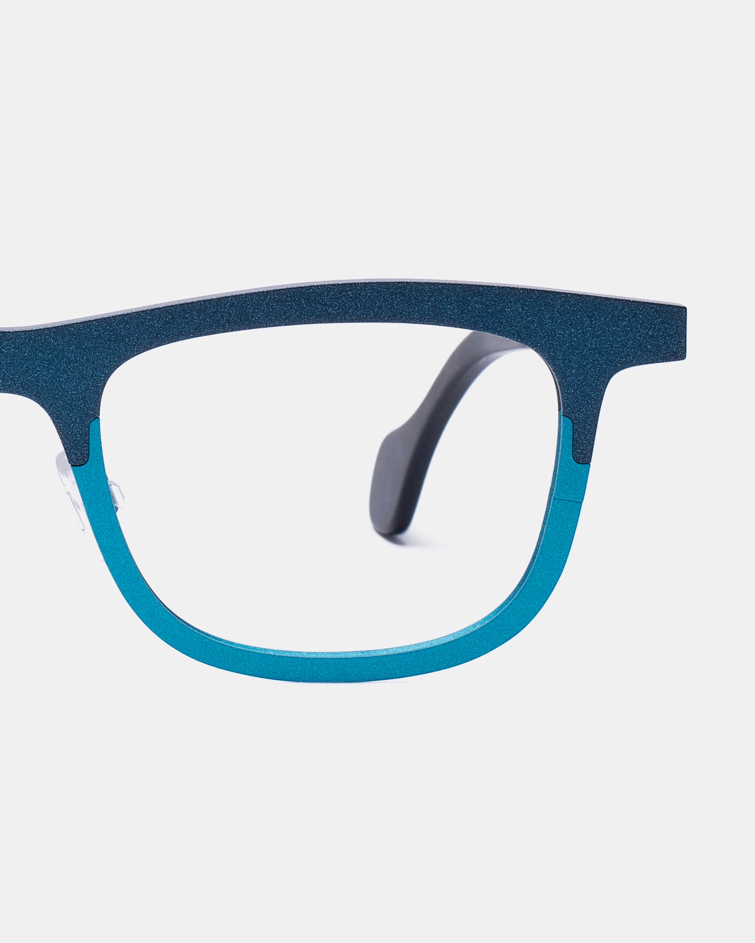 blue metal rectangle eyeglasses by Theo model mille+54, front view, lunettes de vue Bleu rectangle