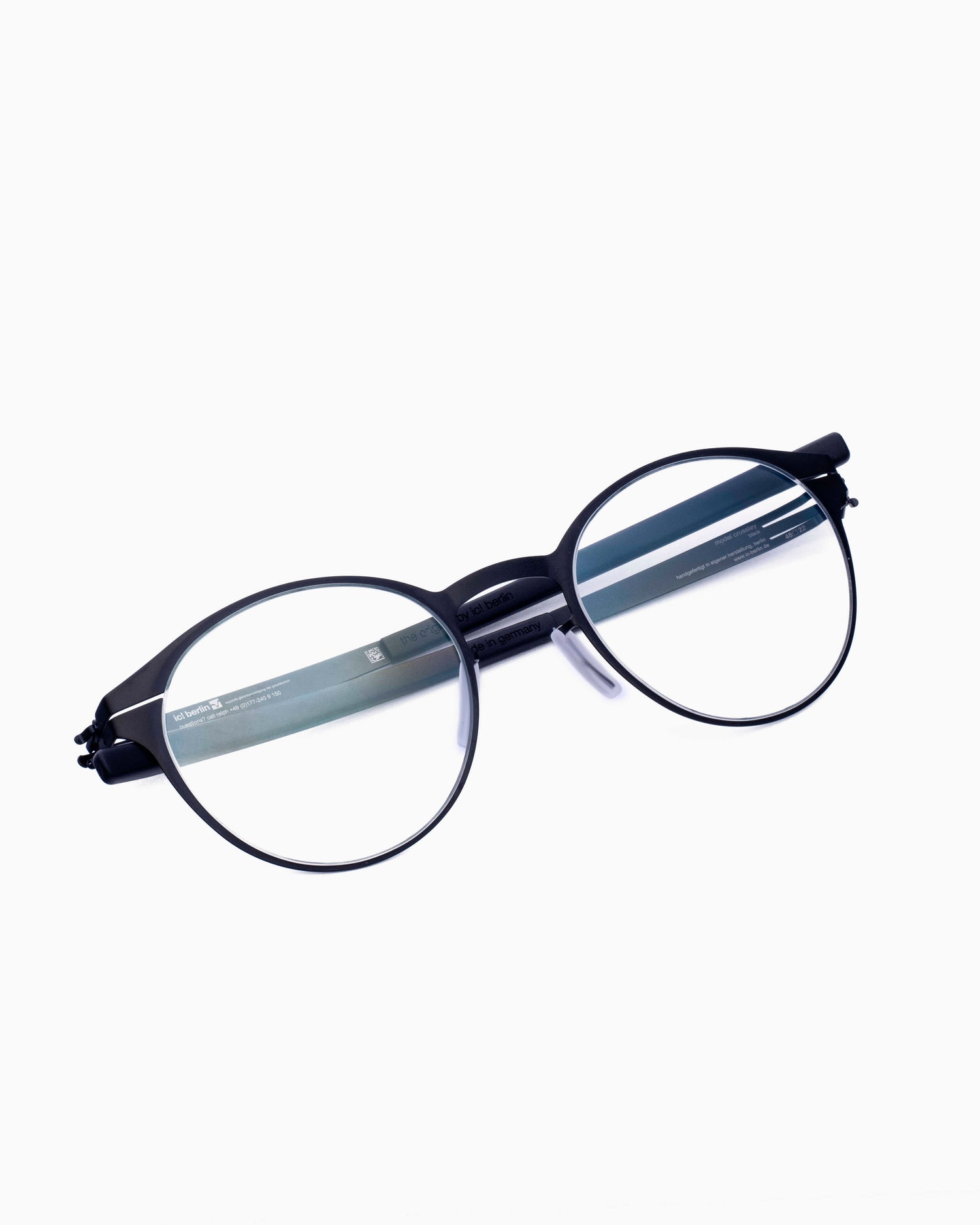 black metal round eyeglasses by Ic Berlin model crossley, front view, lunettes de vue Noir rond