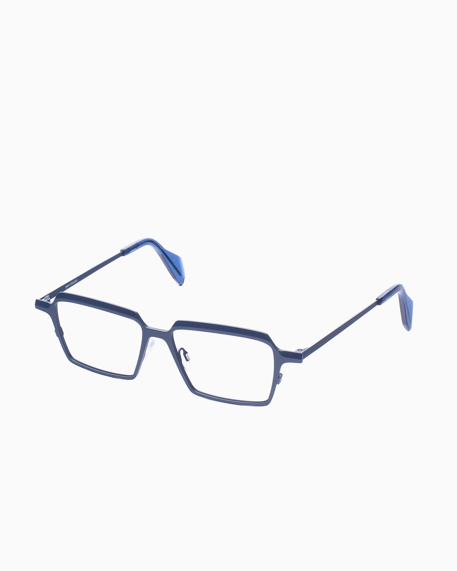 Theo - Flanders - 353 | Bar à lunettes:  Marie-Sophie Dion