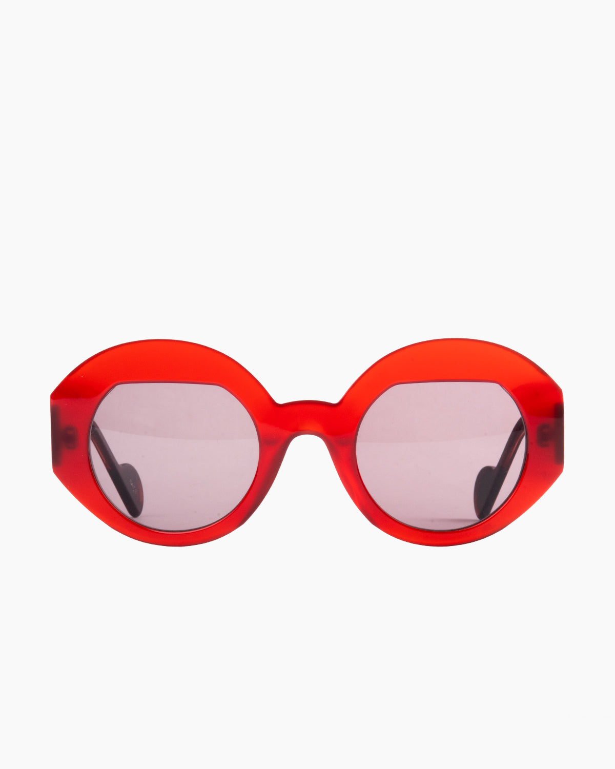 red plastic oval  sunglassesby Anne et Valentin model Salomee, front view, lunettes de vue rouge ovale