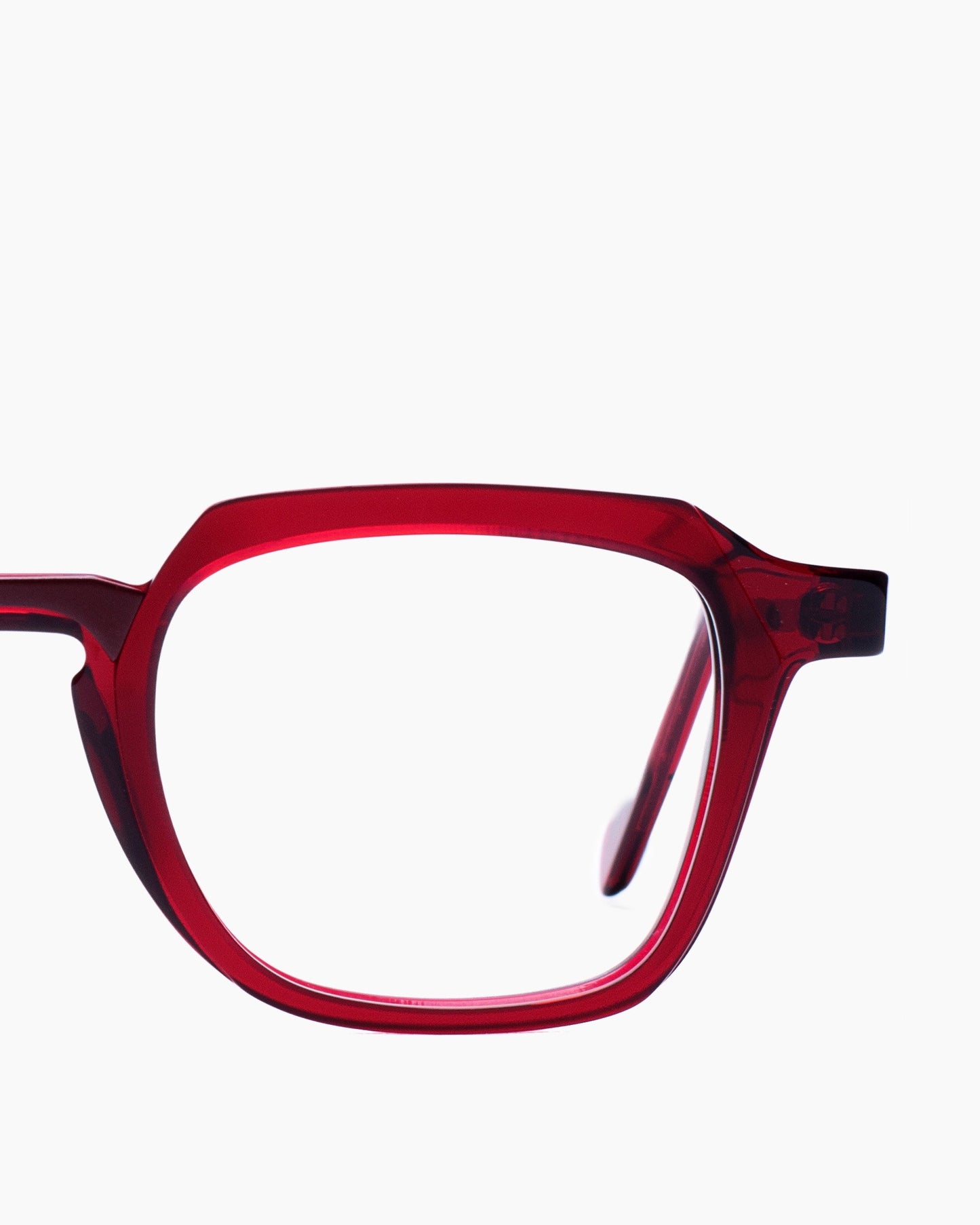 Anne and Valentin - Henri - 8C26 | glasses bar