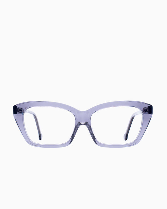 grey plastic butterfly eyeglasses by Marie-Sophie Dion model Pageau, front view, lunettes de vue papillon couleur Gris