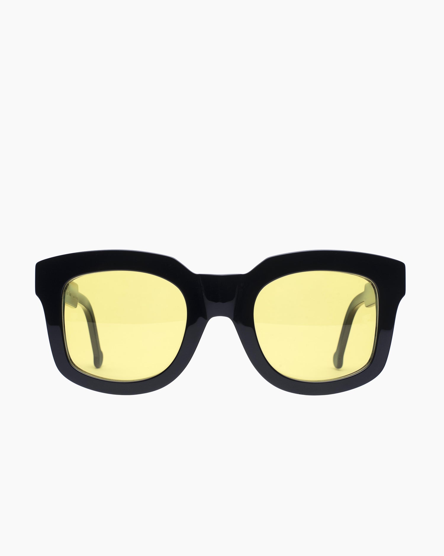 black plastic rectangle  sunglassesby Marie-Sophie Dion model Jacques, front view, lunettes de vue rectangle couleur Noir