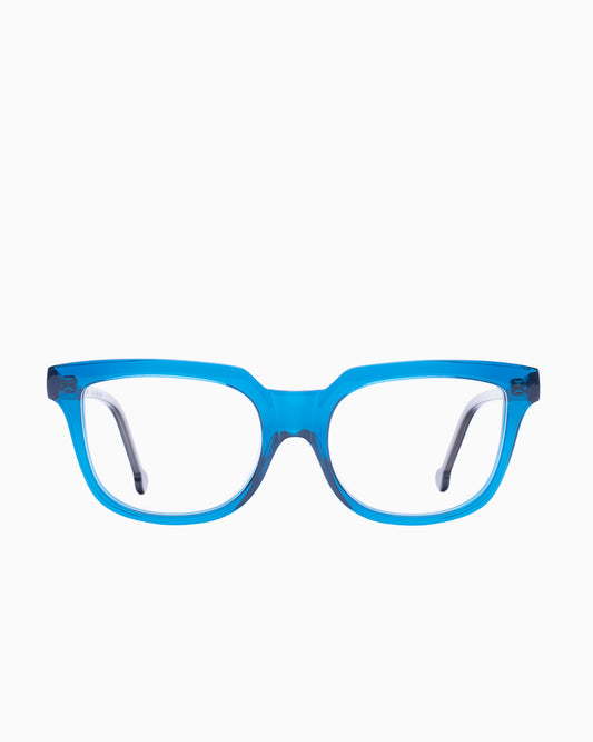 blue plastic butterfly eyeglasses by Marie-Sophie Dion model Lachapelle, front view, lunettes de vue papillon couleur Bleu