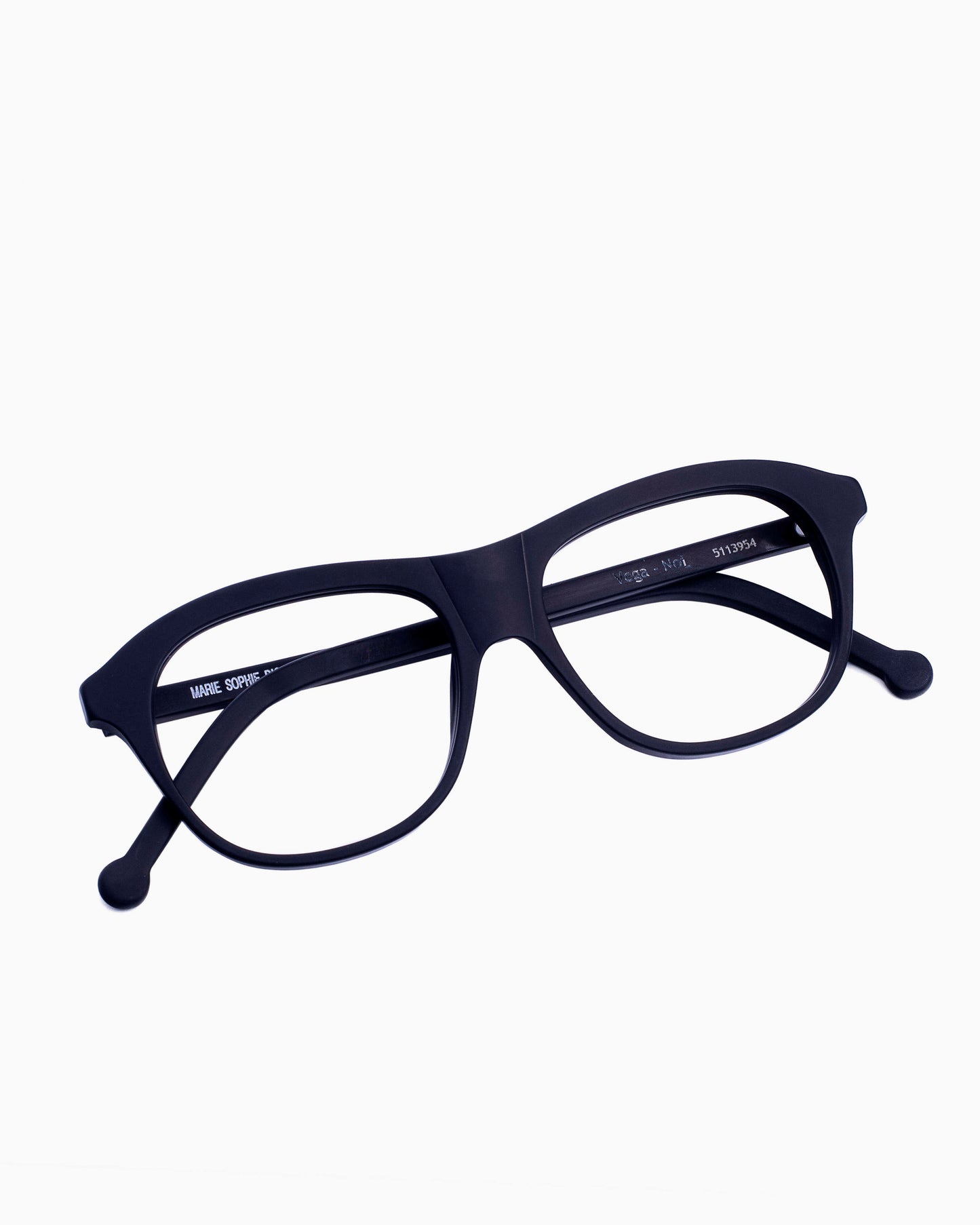 Marie-Sophie Dion - Vega - Mat Noi | glasses bar