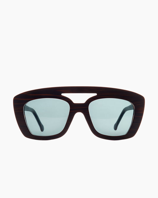 brown plastic aviator sunglassesby Marie-Sophie Dion model Nelsonp, front view, lunettes de vue aviateur couleur brun