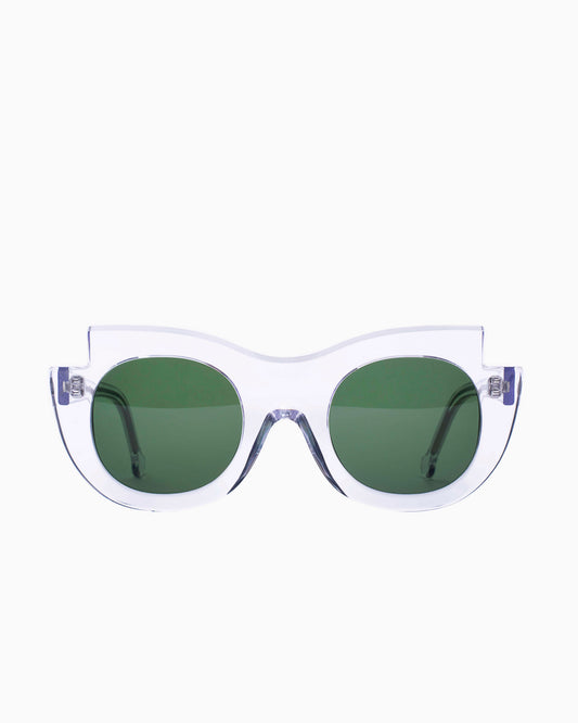crystal plastic round sunglassesby Marie-Sophie Dion model Latraverse2Sun, front view, lunettes de vue rond couleur cristal