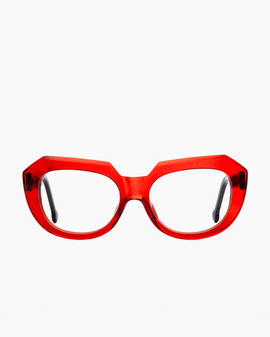 red plastic cat eyeglasses by Marie-Sophie Dion model Lemay, front view, lunettes de vue chat couleur rouge