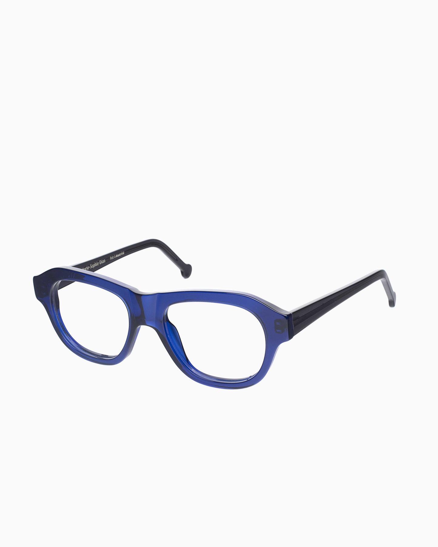 Marie-Sophie Dion-Alain-Roy | glasses bar