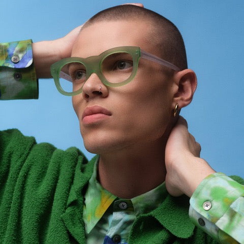 Lunettes vertes pour homme par Marie-Sophie Dion BAR À LUNETTES